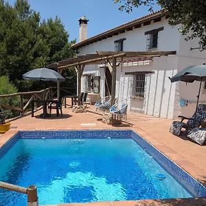 Guest house Casa Kisi Cottage, Rural Boutique, Colmenar
